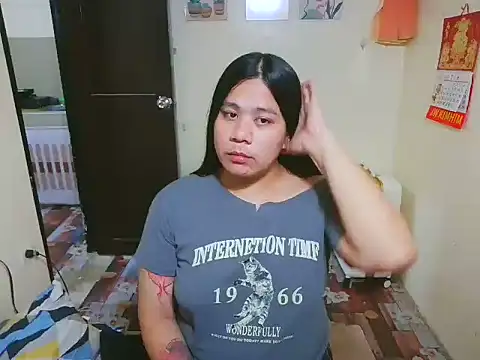 pretty stela online show from July 23, 2:58 pm