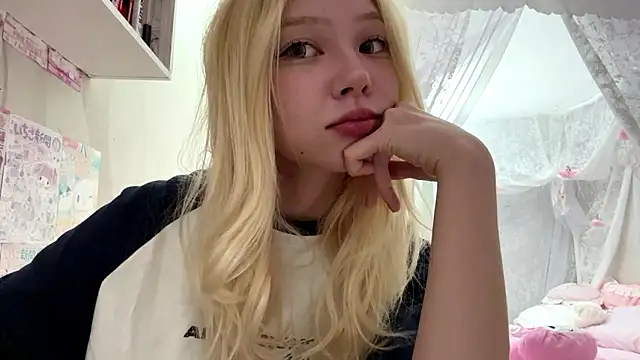 LinaFloww online show from July 1, 7:13 pm