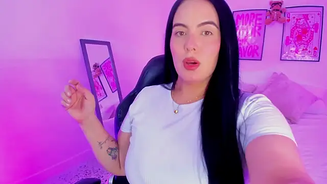 camilaa7 online show from June 27, 7:31 am