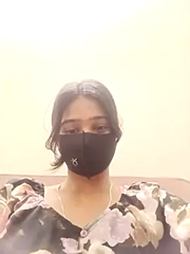 avii5 online show from June 22, 1:52 pm