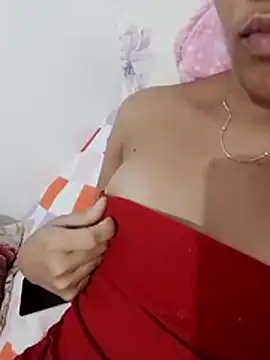 indiazinha   online show from July 24, 8:45 am