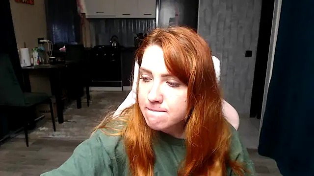 Reginasmilee online show from April 14, 4:23 am