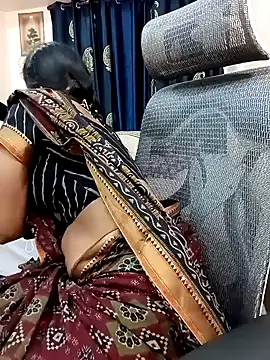 Yasika01 online show from July 29, 6:57 am