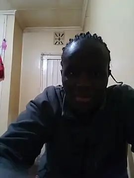 Chubbyblackgal online show from June 26, 8:21 pm