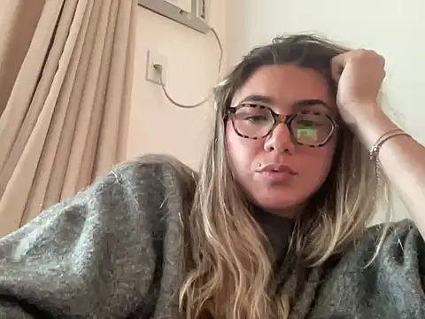 lailayourangel online show from June 25, 3:35 pm