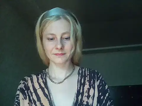 Vexieeka online show from July 28, 7:39 pm