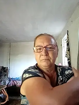 NikolettaLove077 online show from June 26, 5:52 am
