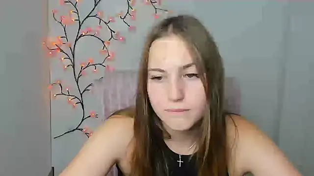 Holly Mooon  online show from July 27, 11:18 am