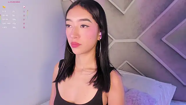 annelisee  online show from July 27, 4:31 am