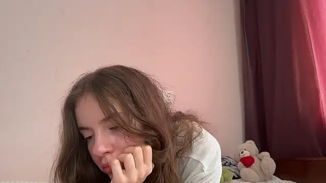 RoxyVivid online show from July 20, 10:39 am