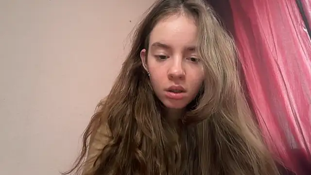 RoxyVivid online show from July 28, 4:39 pm