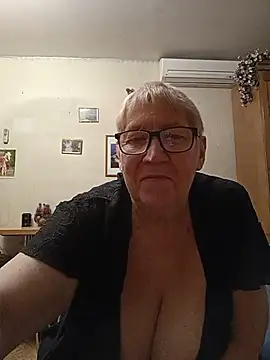 Molli1408 online show from July 24, 2:04 pm