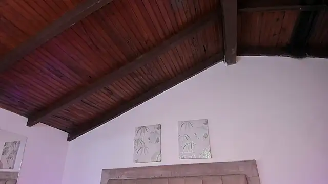 Sara smithh  online show from July 24, 10:39 pm