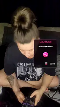London-MollyXX online show from July 26, 5:48 am