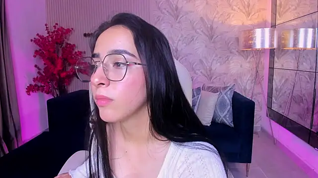 Emilyy parker  online show from July 13, 7:14 pm