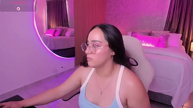Viiolet rosee online show from July 27, 6:49 pm