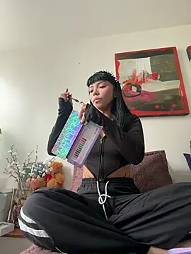 AlanaStormm online show from July 17, 12:20 pm