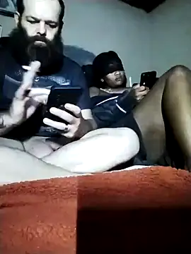 Interracialcouple35 online show from July 28, 6:20 pm