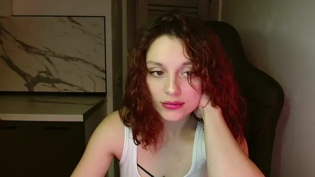 Mia Luiza online show from July 9, 10:33 pm