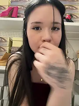 kitty sixseven online show from July 28, 3:21 pm
