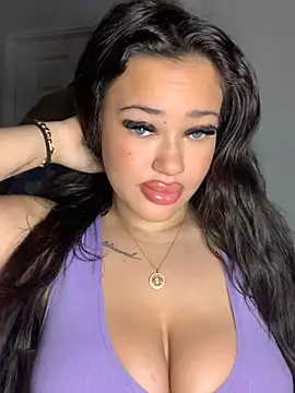 ChloeChannelUkx online show from July 7, 12:35 am