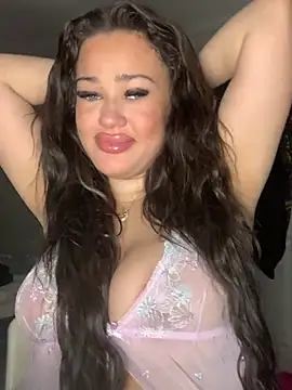 ChloeChannelUkx online show from August 3, 8:25 pm