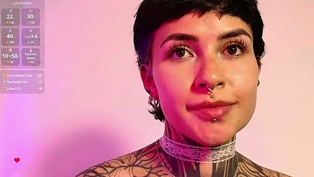 Luana Fiore0 online show from July 29, 8:53 pm