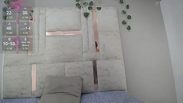 Michael and twinkk online show from July 14, 3:55 am