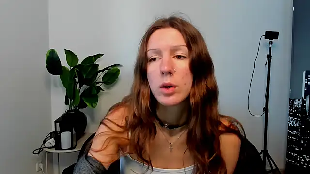 Lunaa x44 online show from July 11, 7:08 am