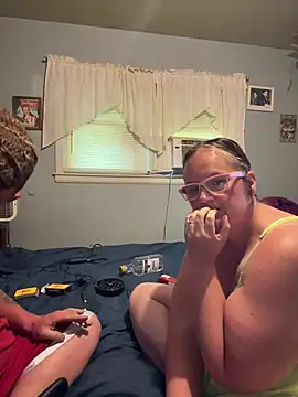 shygirl37 online show from July 21, 11:38 pm