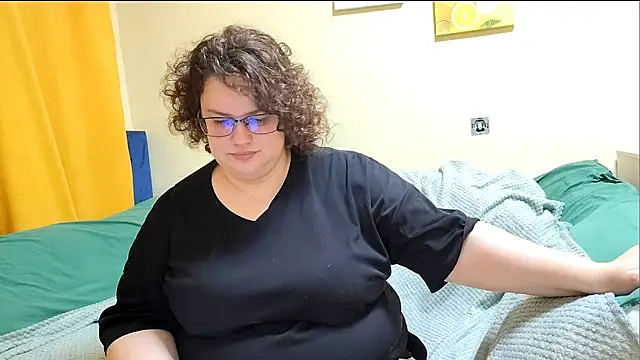 QueenGenra online show from July 20, 8:09 pm