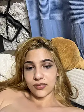 amandablonde49 online show from July 24, 2:09 am