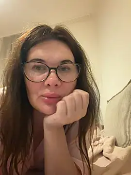 Sophie Virginia online show from July 15, 8:46 pm