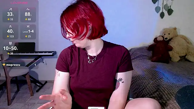 ember lune online show from August 3, 2:23 pm