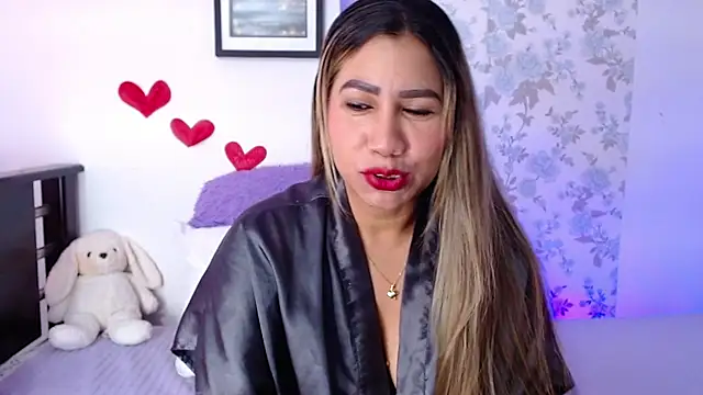 vanessacuter online show from July 9, 4:09 pm