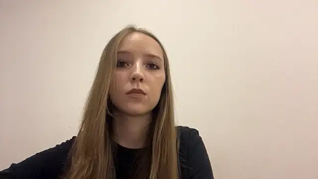 lunarleya online show from July 28, 4:51 pm