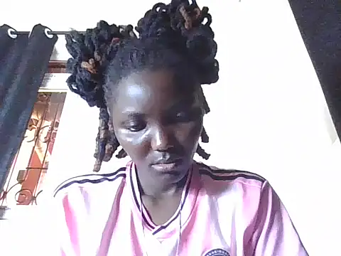 Black beautygirlll online show from July 14, 6:18 am