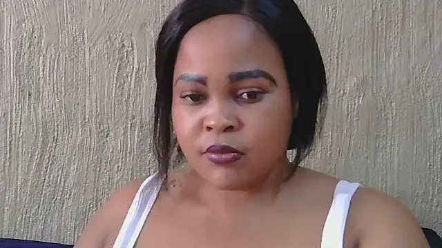 JuicyHoneyXO online show from July 28, 12:48 pm