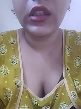 arushi9490 online show from July 24, 10:35 am
