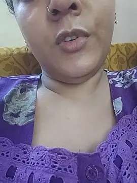 arushi9490 online show from July 14, 8:41 am