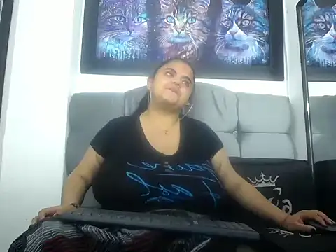 BBW Sharol online show from July 22, 11:44 am