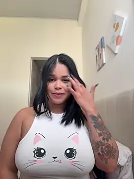 AliceStarshine online show from April 12, 7:49 pm