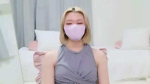 reona love online show from July 26, 10:23 am