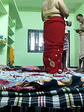 Hotviyaja-sexy online show from July 23, 5:04 am