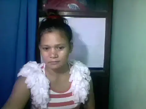 Lovelypinay26 online show from July 14, 2:05 am