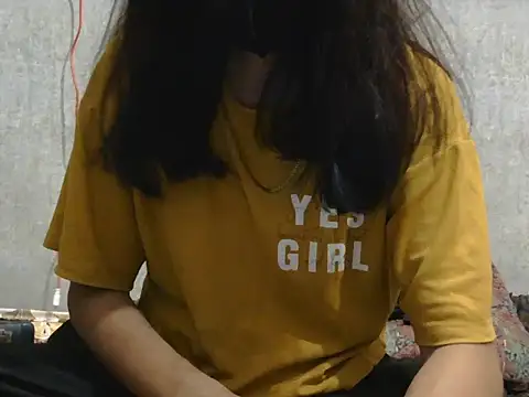 DesiQueenLive online show from July 28, 6:20 pm