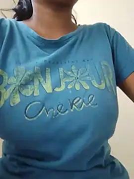 Sexyneera online show from July 27, 3:36 am