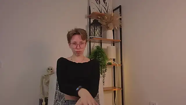 JulietaSthole online show from July 19, 1:30 am