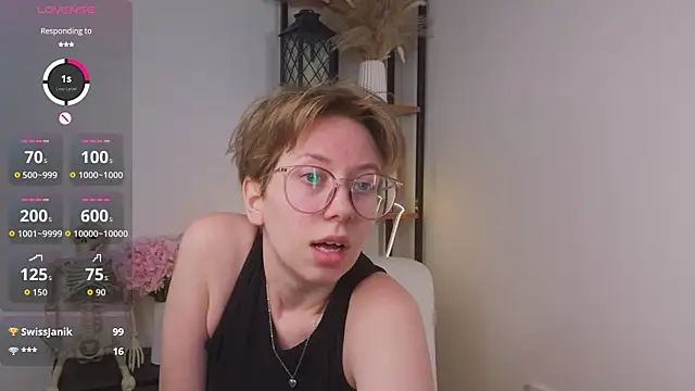 JulietaSthole online show from July 16, 1:43 am