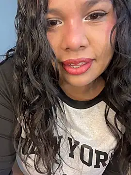 Rashell1 Queen online show from July 22, 1:39 am